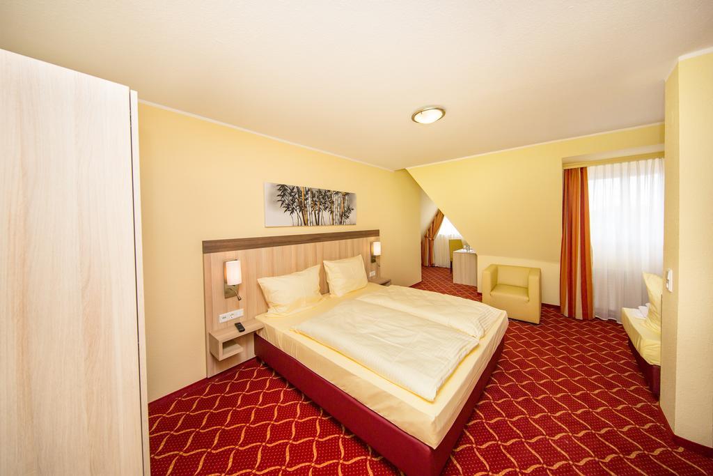 Montana Hotel Koeln-Bonn Airport Troisdorf Ngoại thất bức ảnh